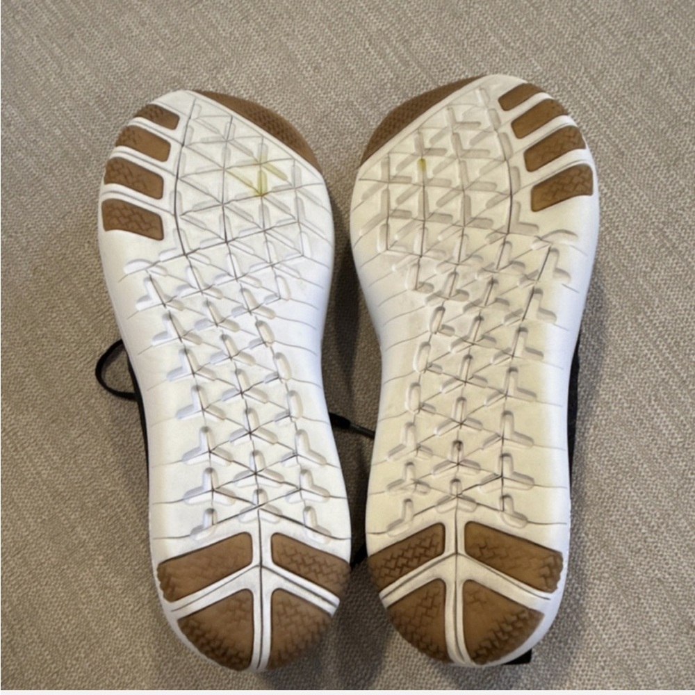 Nike Free TR Focus Flyknit Black and Rose Gold 8.5 - Picture 4 of 6